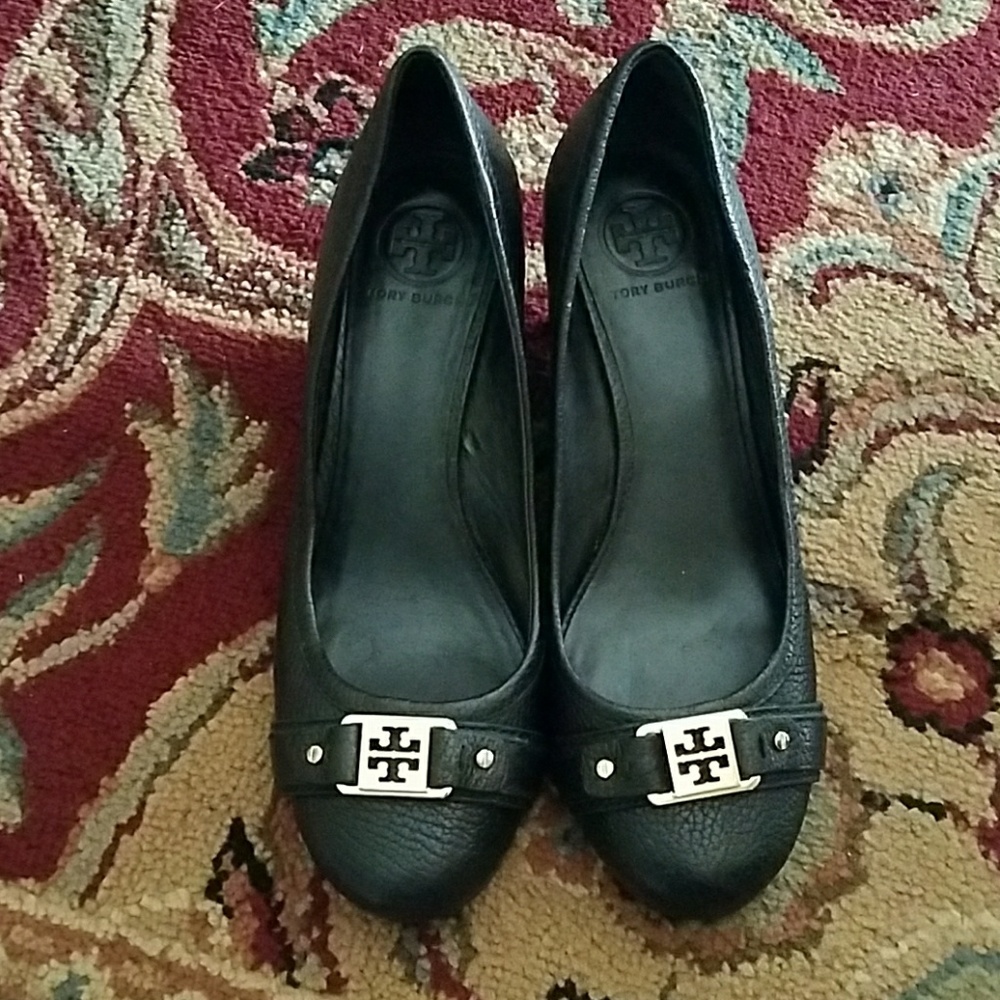 Tory Burch Ambrose Wedges Size 9.5